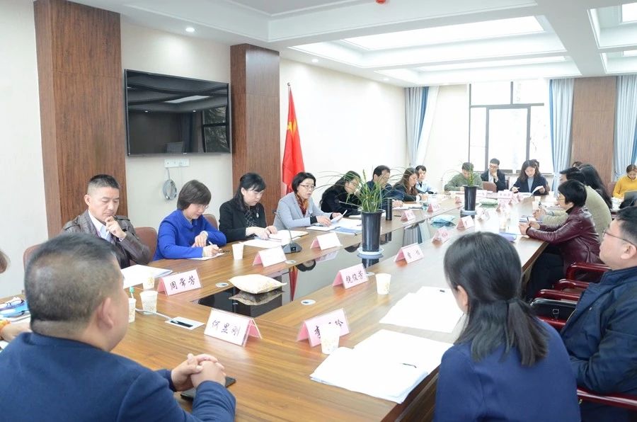 “调解网”代表参加湖北省反家庭暴力立法评估论证会照片.jpg “调解网”代表参加湖北省反家庭暴力立法评估论证会照片.jpg