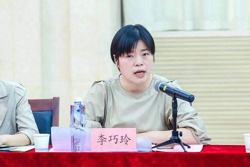 李巧玲.jpg